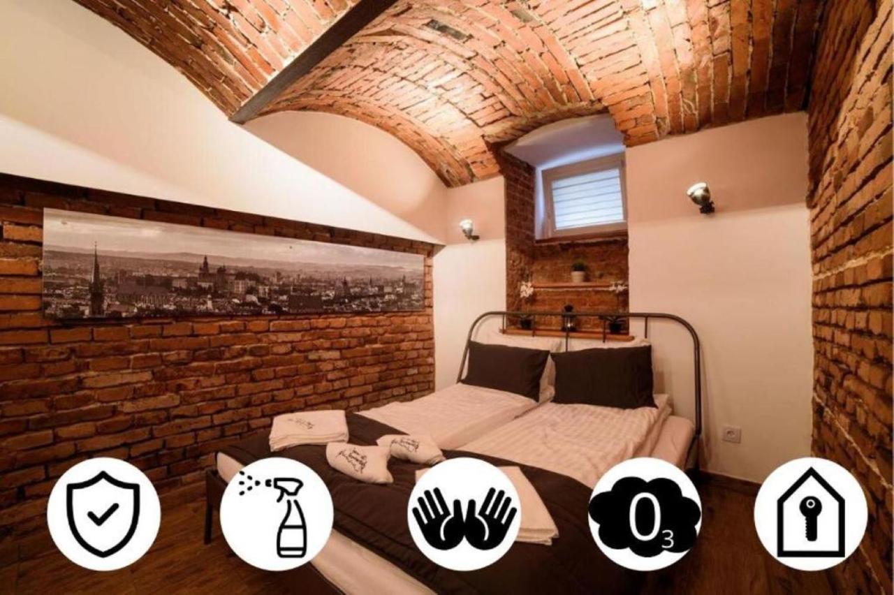 Cracow Rent Apartments - Spacious Apartments For 2-7 People In Quiet Area - Kolberga Street Nr 3 - 10 Min To Main Square By Foot Cracovia Esterno foto