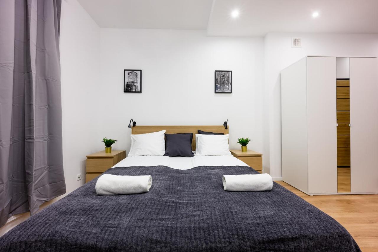 Cracow Rent Apartments - Spacious Apartments For 2-7 People In Quiet Area - Kolberga Street Nr 3 - 10 Min To Main Square By Foot Cracovia Esterno foto