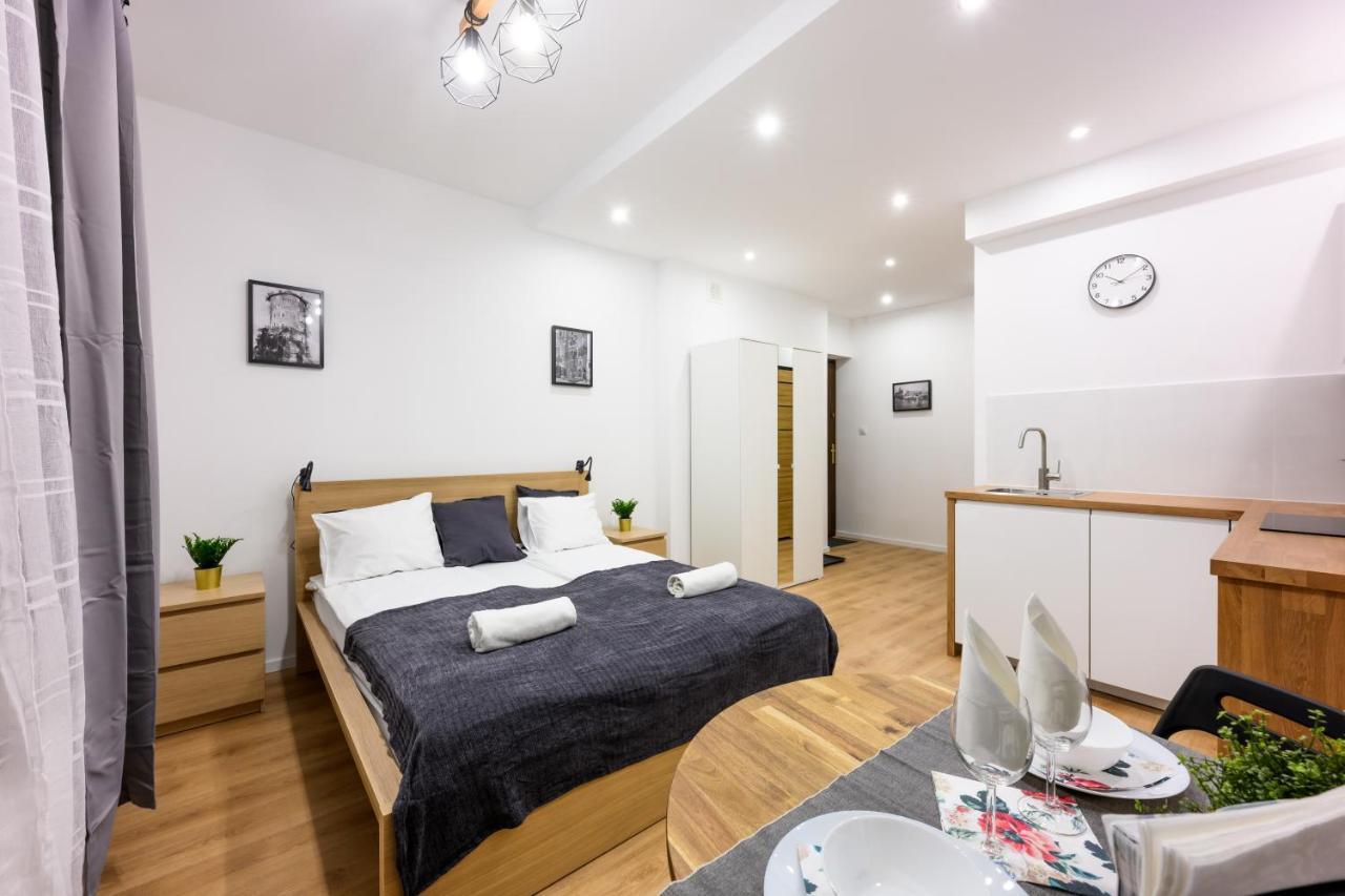 Cracow Rent Apartments - Spacious Apartments For 2-7 People In Quiet Area - Kolberga Street Nr 3 - 10 Min To Main Square By Foot Cracovia Esterno foto