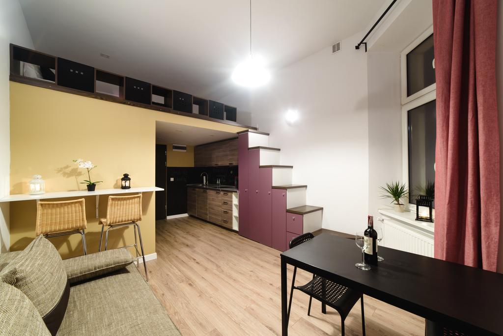 Cracow Rent Apartments - Spacious Apartments For 2-7 People In Quiet Area - Kolberga Street Nr 3 - 10 Min To Main Square By Foot Cracovia Esterno foto