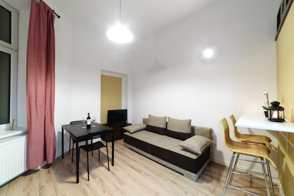 Cracow Rent Apartments - Spacious Apartments For 2-7 People In Quiet Area - Kolberga Street Nr 3 - 10 Min To Main Square By Foot Cracovia Esterno foto